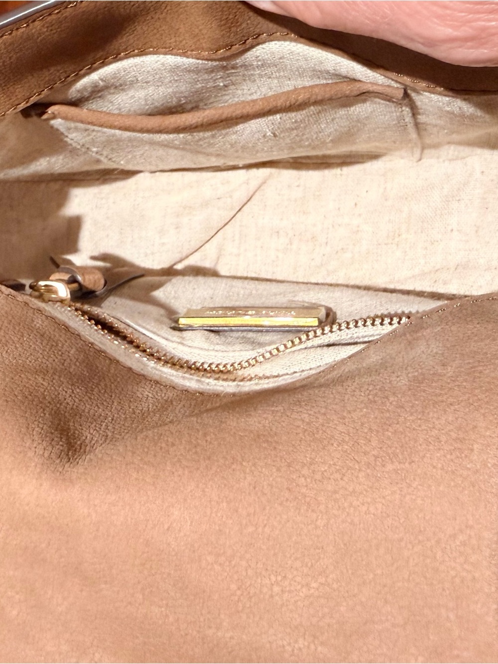 Tory Burch River Rock Mini Leather Bag Tan Suede Saddle Crossbody w/ Red Tassel - Picture 7 of 7